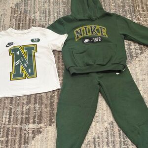 Nike Green Hoodie, Sweatpants & White Graphic Tee